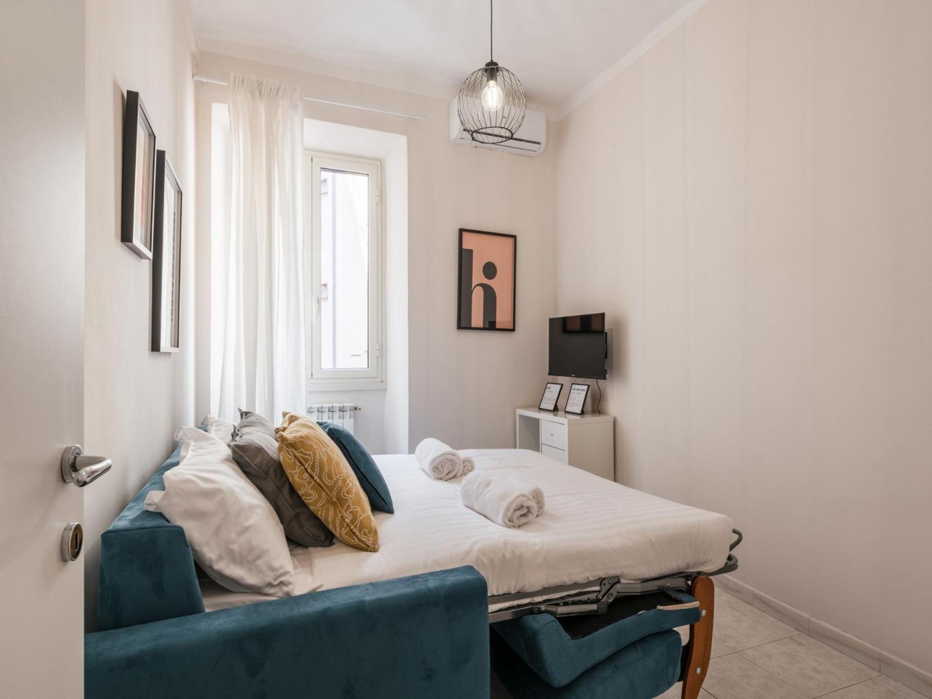 The Best Rent - Spacious One-Bedroom Apartment Near Colosseum 罗马 外观 照片